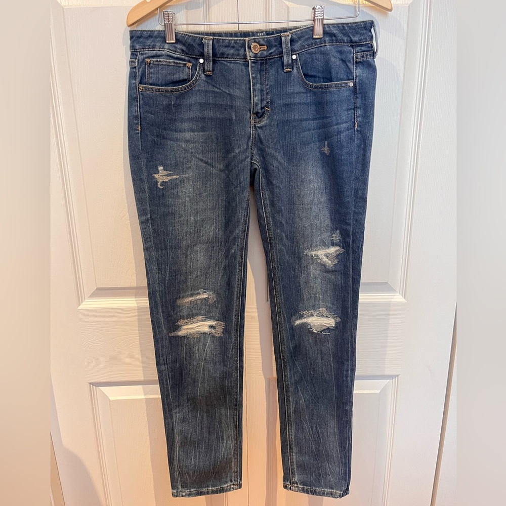 White House Black Market Girlfriend jeans, Size 6
